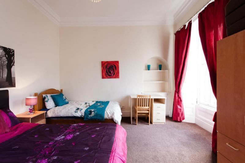 Edinburgh Central Oldtown Aparthotel Exteriör bild